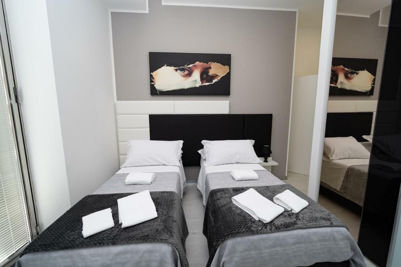 White Rooms Reggio Calabria Exterior photo