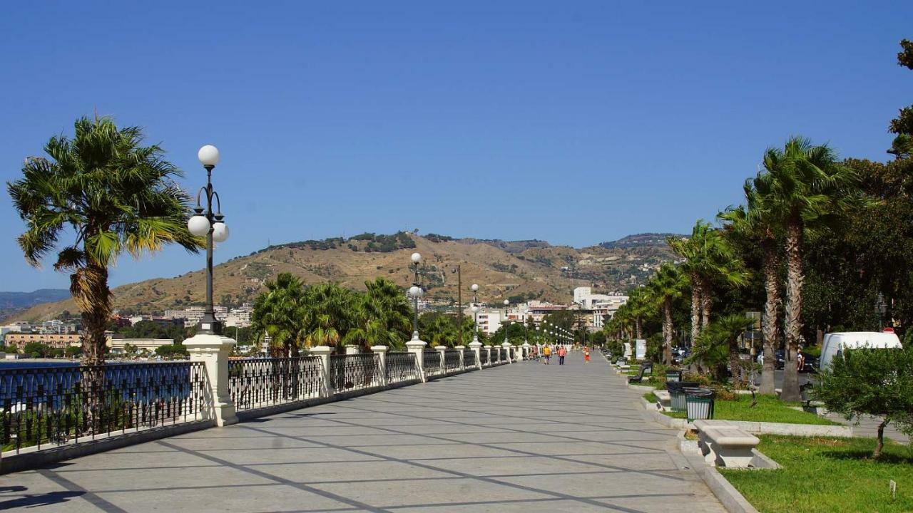 White Rooms Reggio Calabria Exterior photo